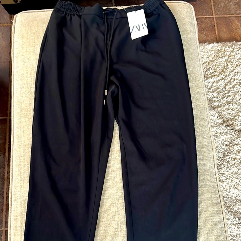 ZARA Women’s Black Pants-NEW!